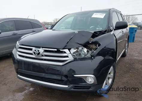 2012 Toyota Highlander Base V6 z USA, uszkodzony, nr VIN 5TDBK3EHXCS120778